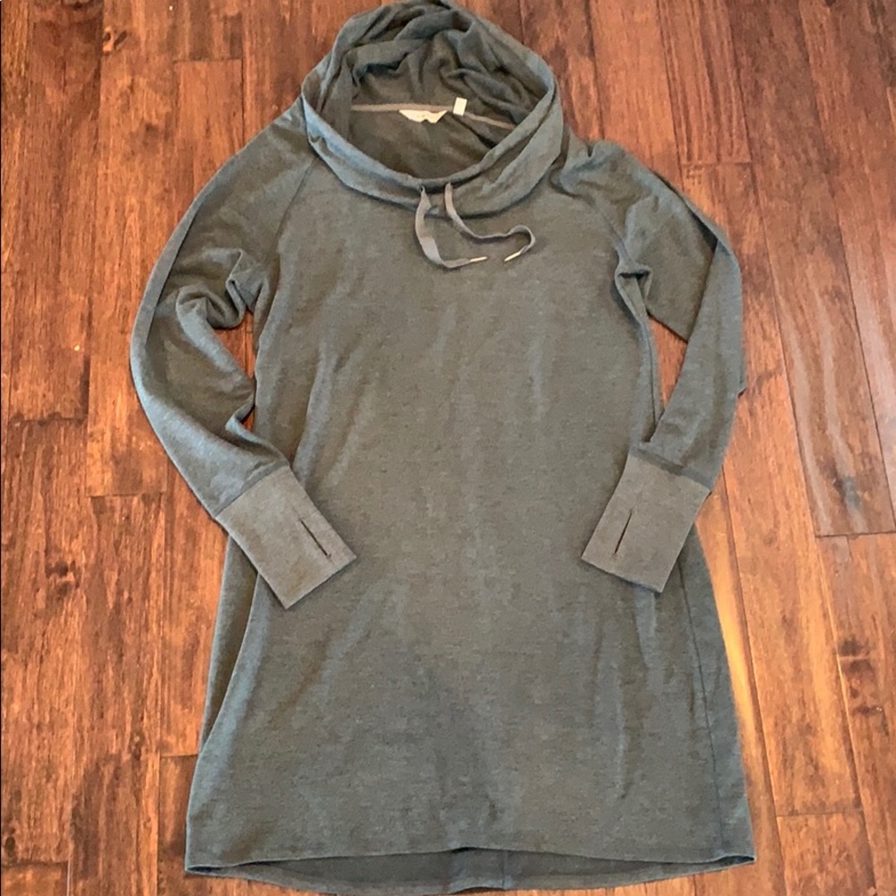 Athelta hooded Grey Sweatshirt XL Tall.